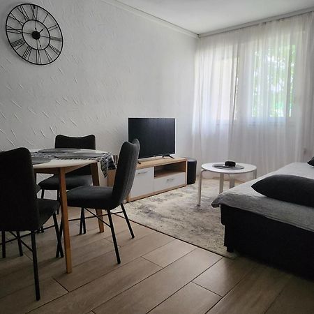Apartman Ante Vinkovci Exterior foto