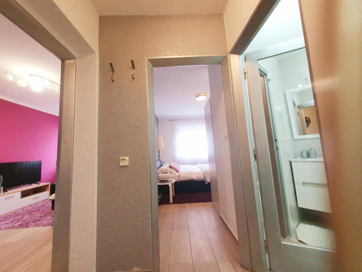 Apartman Ante Vinkovci Exterior foto