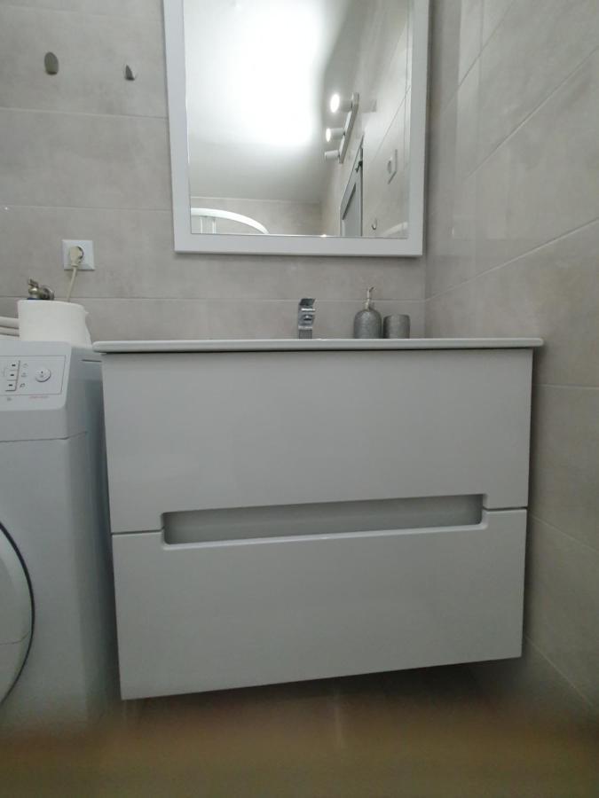 Apartman Ante Vinkovci Exterior foto
